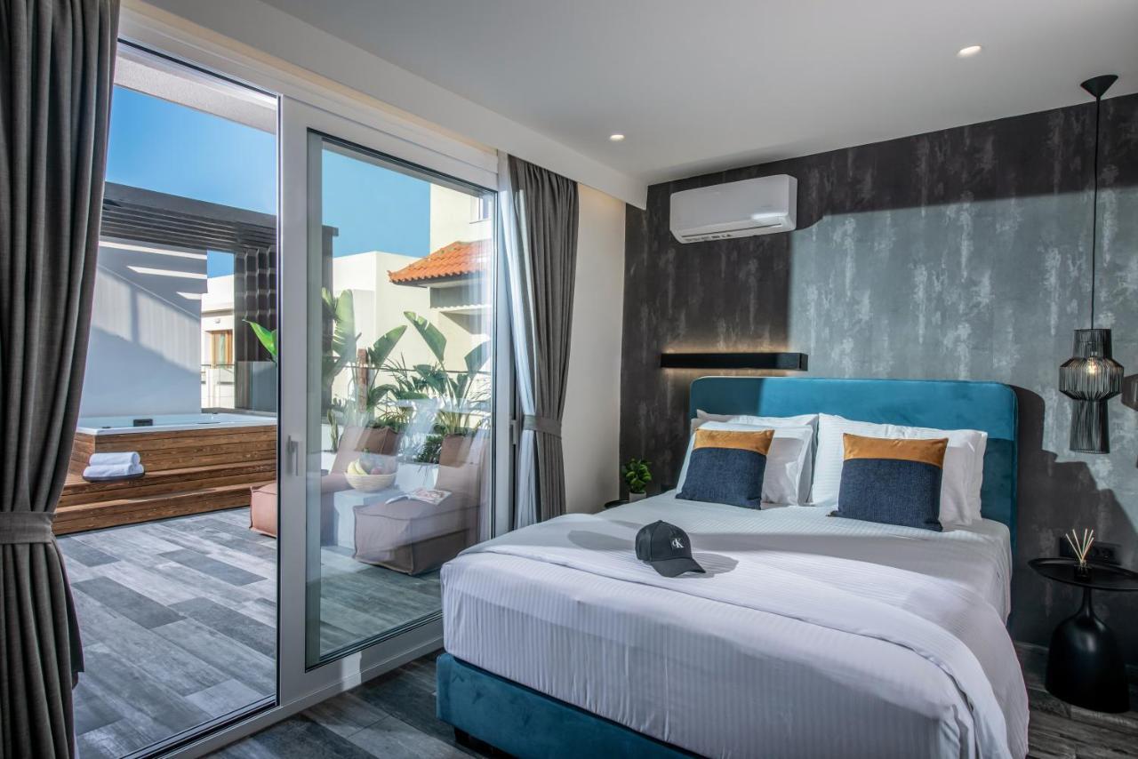 Maison Aqua Suite With Private Mini Pool Jacuzzi Hersonissos  Eksteriør billede