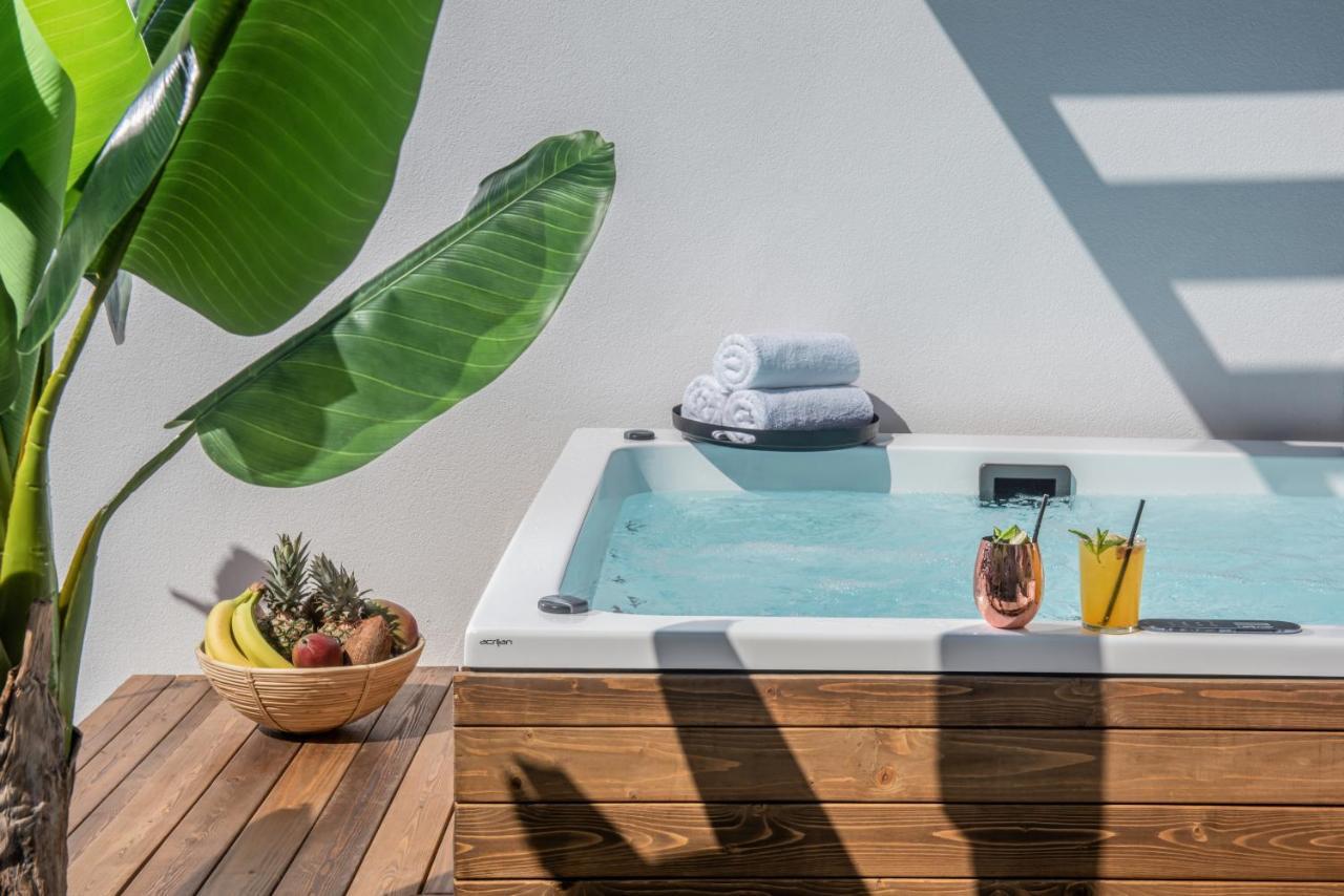 Maison Aqua Suite With Private Mini Pool Jacuzzi Hersonissos  Eksteriør billede